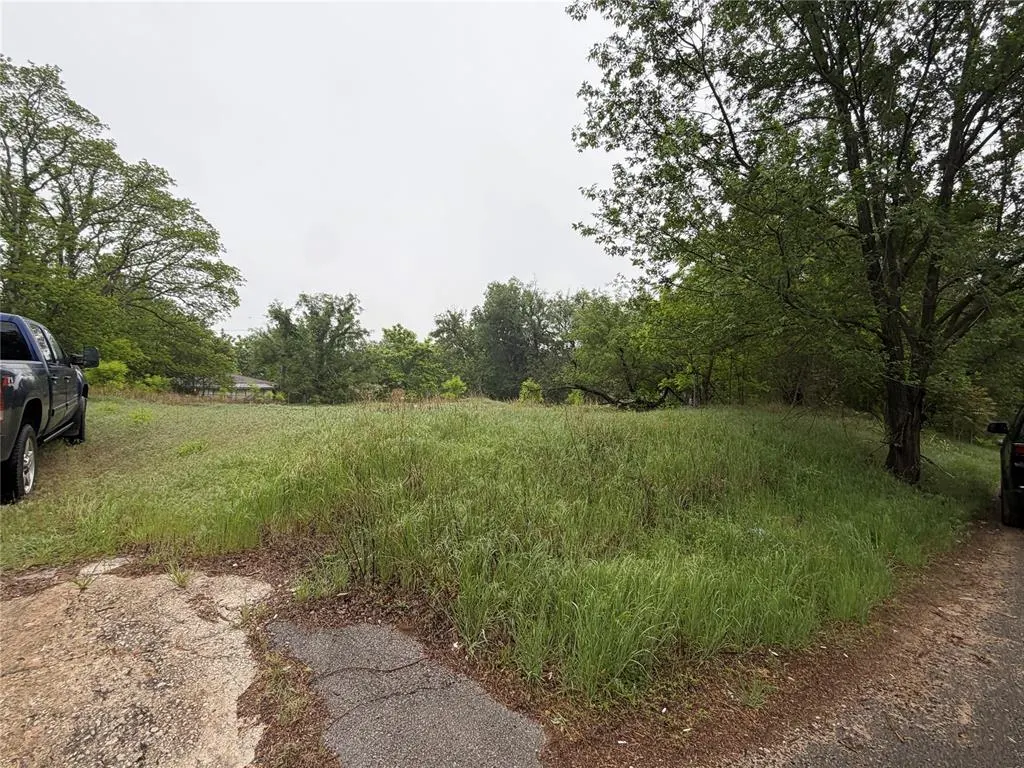 Photo 2 — 709 S Pottenger Road 709, Shawnee, OK 74801