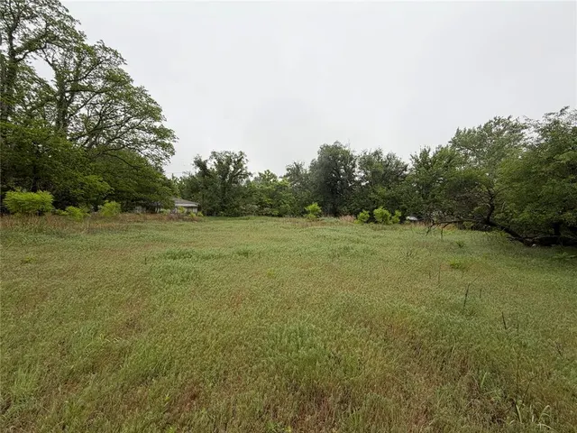 Photo 3 — 709 S Pottenger Road 709, Shawnee, OK 74801