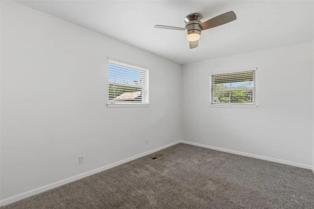 Photo 14 — 221 S Pybas Street, Washington, OK 73093