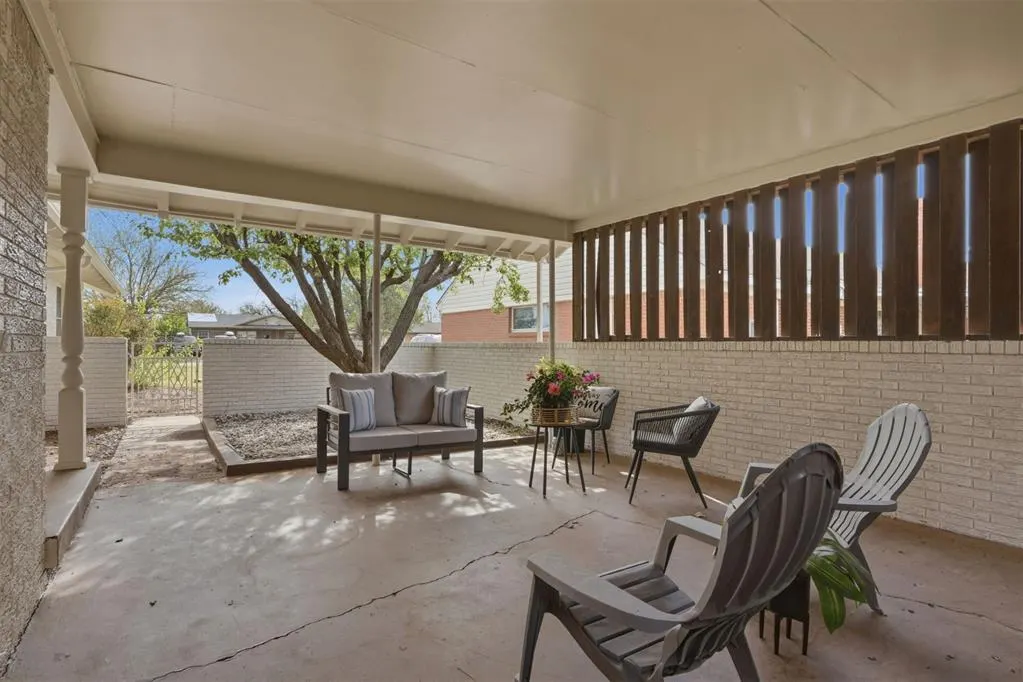 Photo 32 — 400 W Elm Street, Hobart, OK 73651