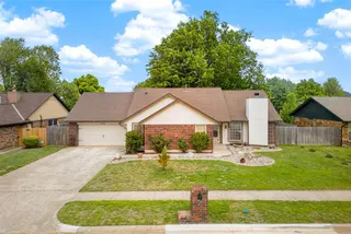 Sold home at 10545 Lou Anna Place
