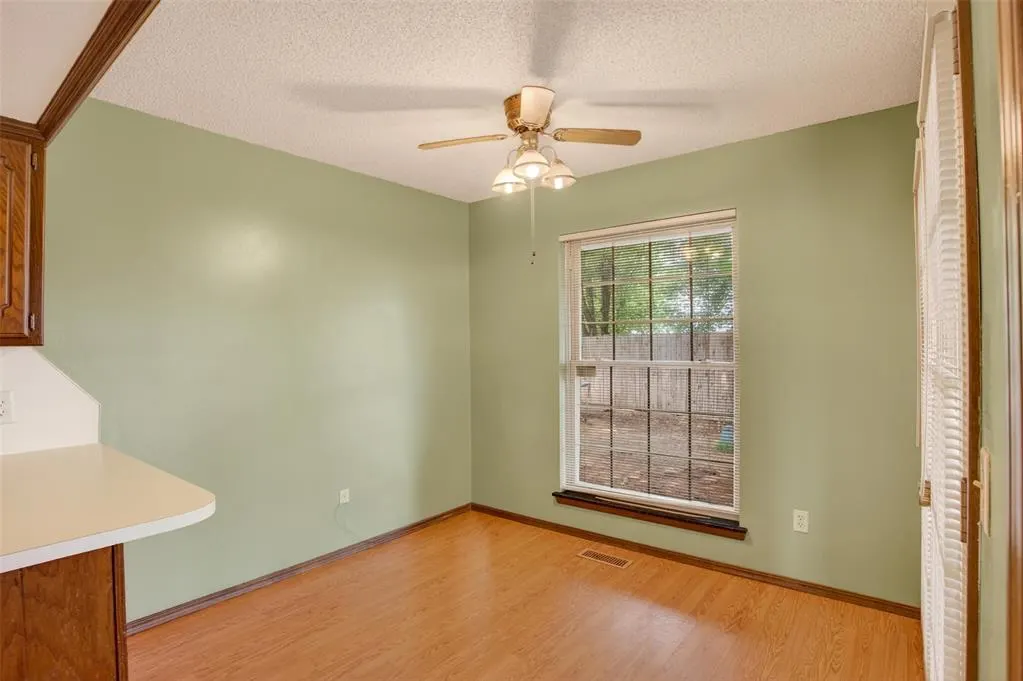 Photo 11 — 10545 Lou Anna Place, Midwest City, OK 73130