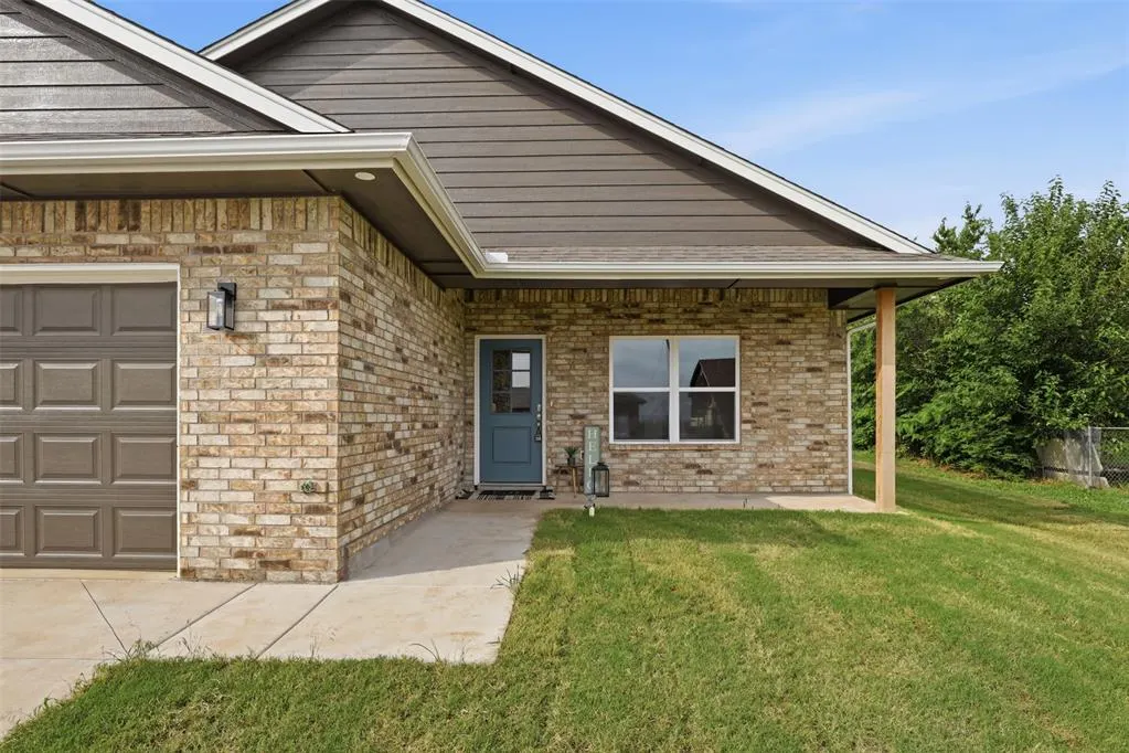 Photo 3 — 114 Sooner Drive, Stroud, OK 74079