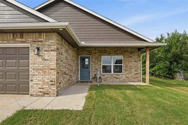 Photo 3 — 114 Sooner Drive, Stroud, OK 74079