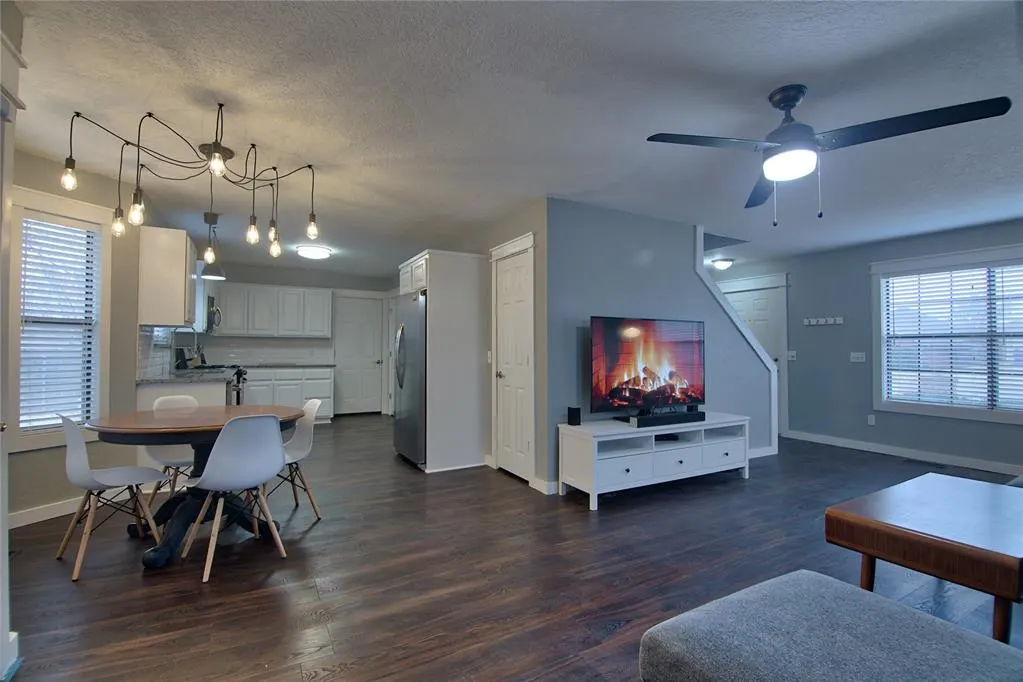 Photo 7 — 2924 Canyon Oaks Court, Norman, OK 73071