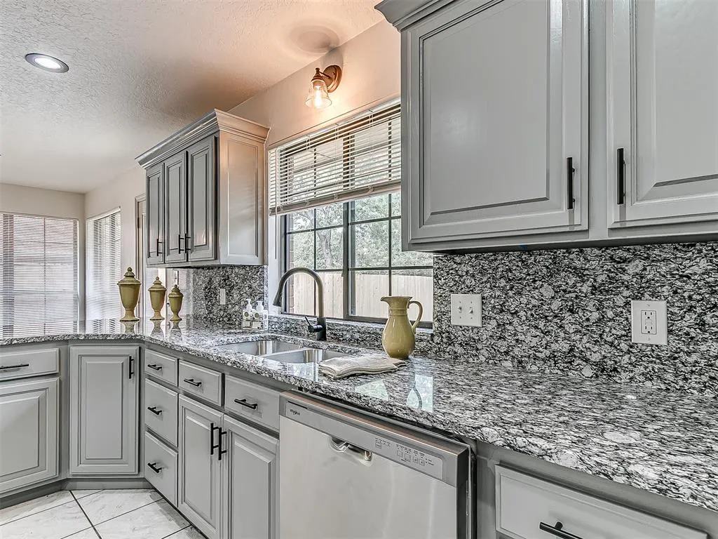 Photo 10 — 705 NW 143rd Street, Edmond, OK 73013