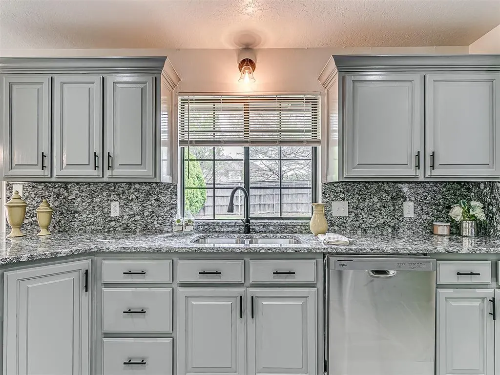Photo 11 — 705 NW 143rd Street, Edmond, OK 73013