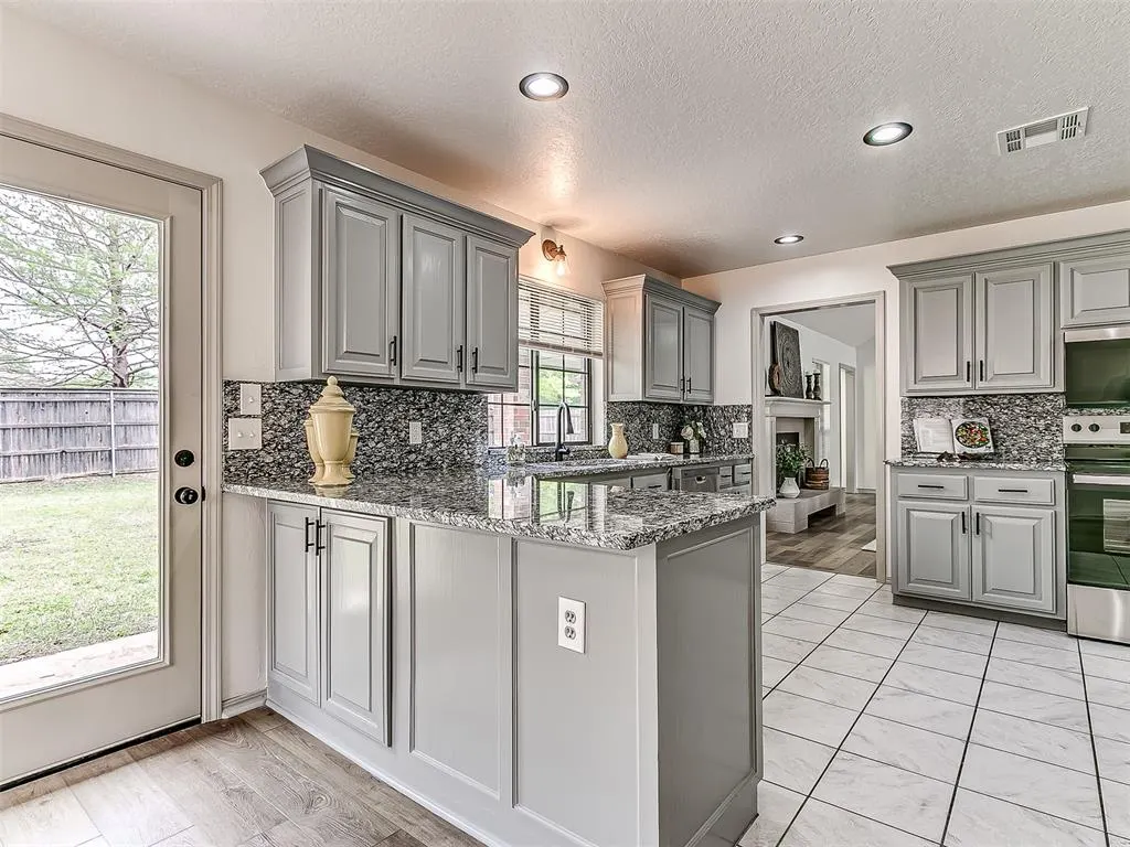 Photo 15 — 705 NW 143rd Street, Edmond, OK 73013