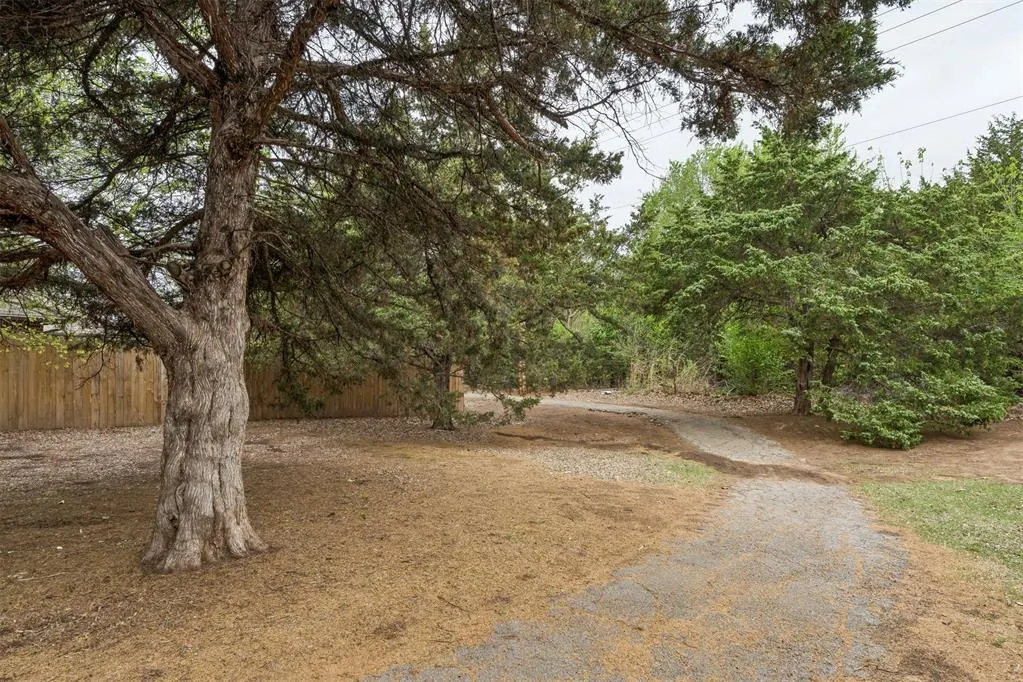 Photo 41 — 501 Sparrow Hawk, Edmond, OK 73003