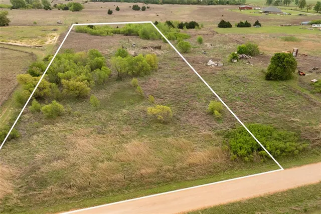 Photo 4 — 0000 N Meridian Avenue, Crescent, OK 73028