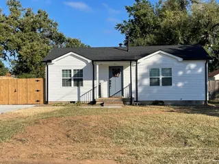 Sold home at 6501 NW 30th Street