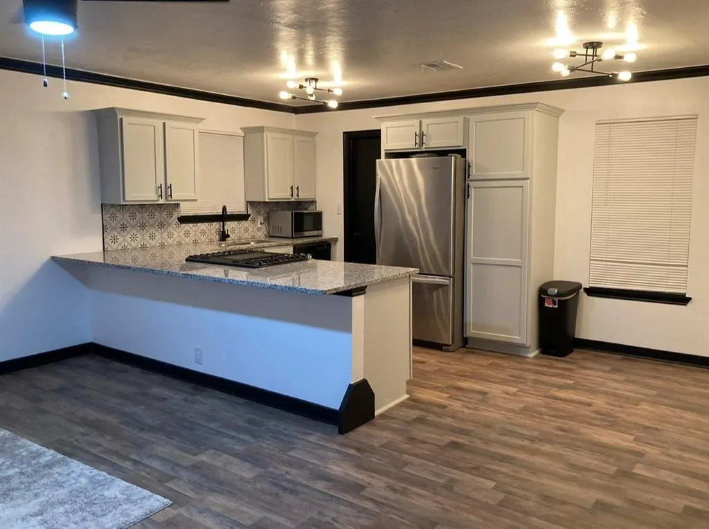 Photo 6 — 6501 NW 30th Street, Bethany, OK 73008