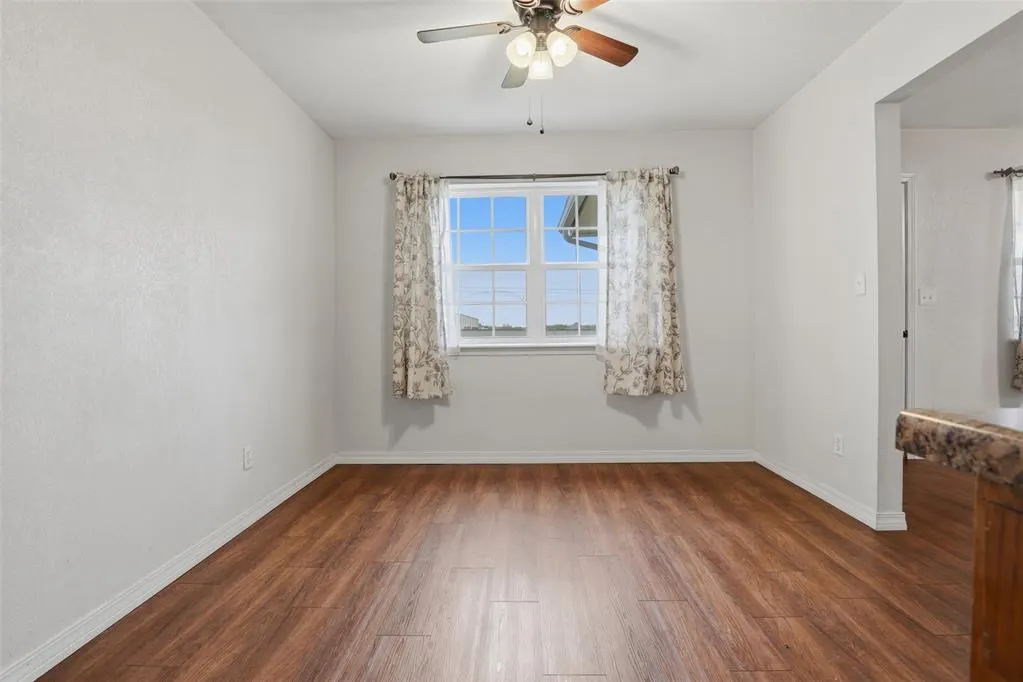 Photo 10 — 2313 8th Street, Prague, OK 74864