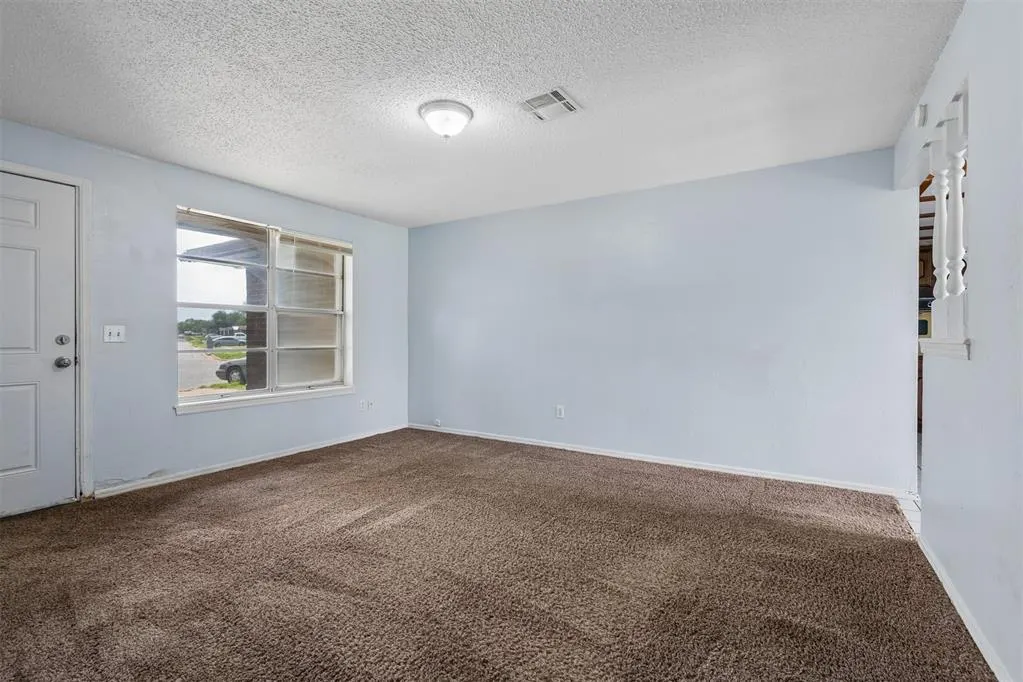 Photo 3 — 3005 SE 51st Street, Oklahoma City, OK 73135