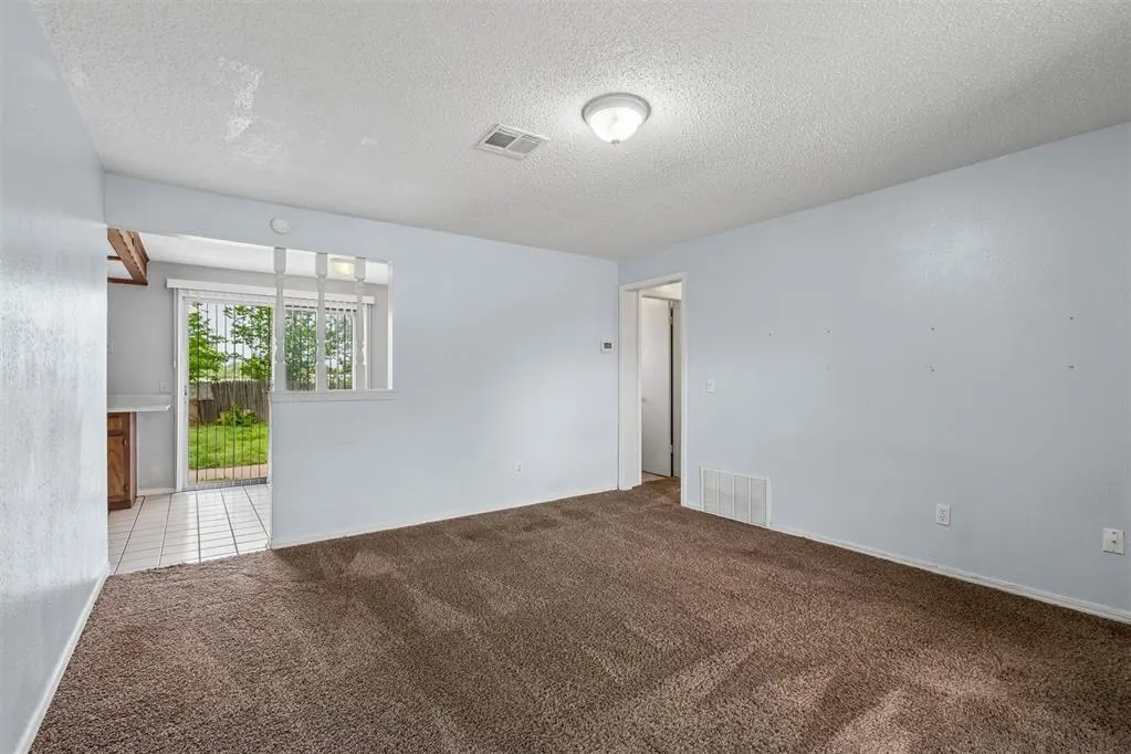 Photo 5 — 3005 SE 51st Street, Oklahoma City, OK 73135