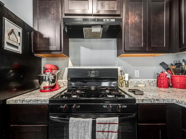 Photo 7 — 4320 Siena Ridge Boulevard, Mustang, OK 73179