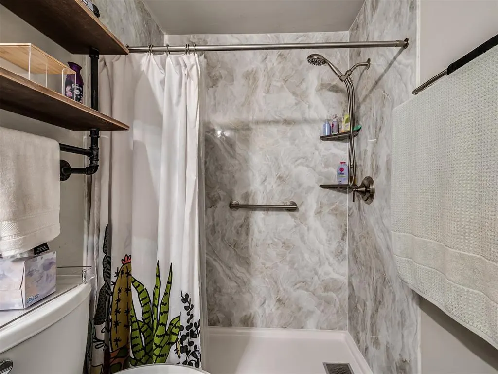 Photo 17 — 4320 Siena Ridge Boulevard, Mustang, OK 73179