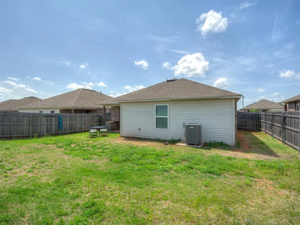 Photo 29 — 4320 Siena Ridge Boulevard, Mustang, OK 73179