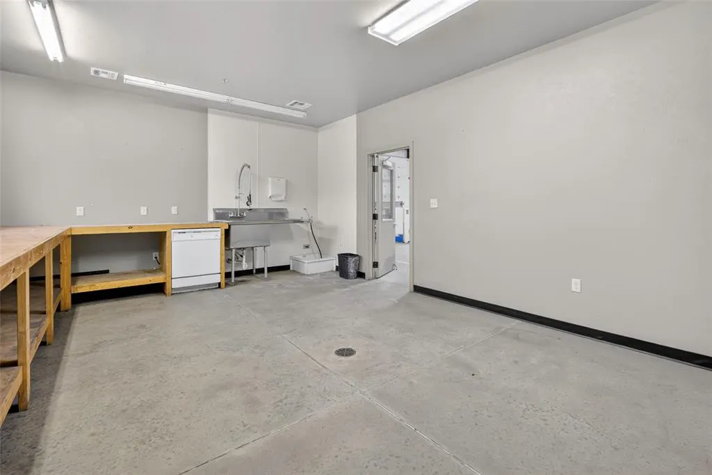 Photo 17 — 2451 Van Buren Street, Norman, OK 73072