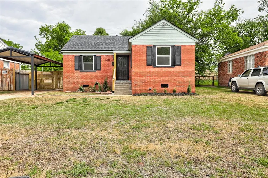 Photo 2 — 3041 W Eubanks Street, Oklahoma City, OK 73112