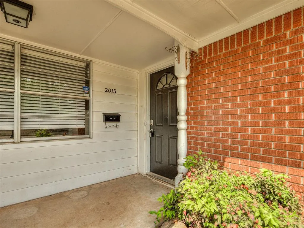 Photo 3 — 2013 Hardy Drive, Edmond, OK 73013
