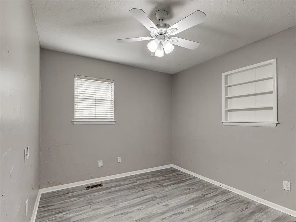 Photo 19 — 2013 Hardy Drive, Edmond, OK 73013