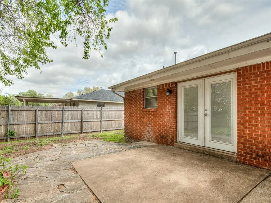 Photo 27 — 2013 Hardy Drive, Edmond, OK 73013