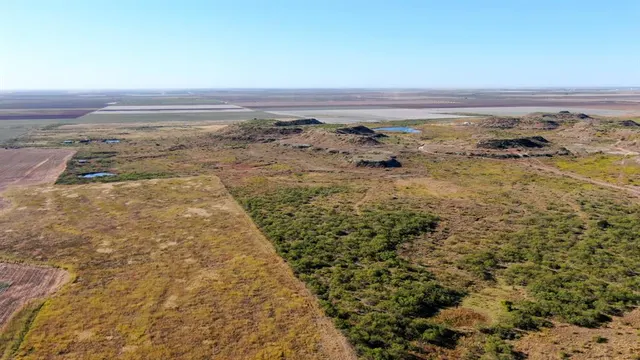 Photo 5 — E 1560 Road, Olustee, OK 73560