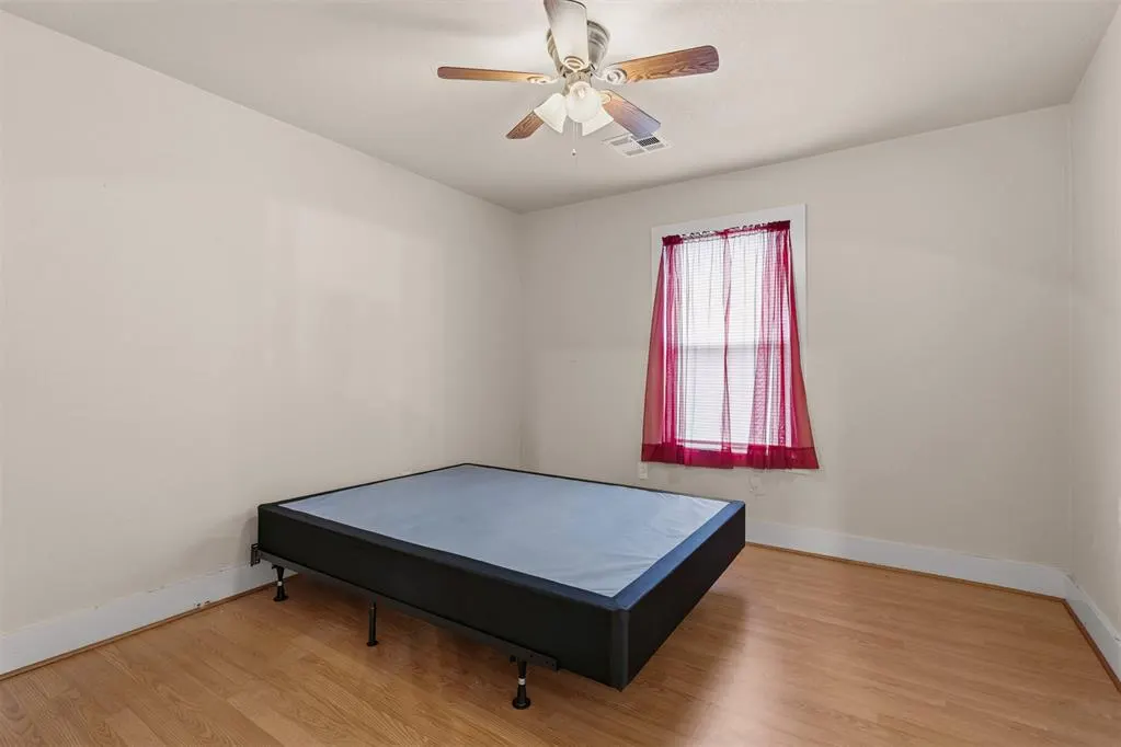 Photo 10 — 214 S Locust Street, Pauls Valley, OK 73075