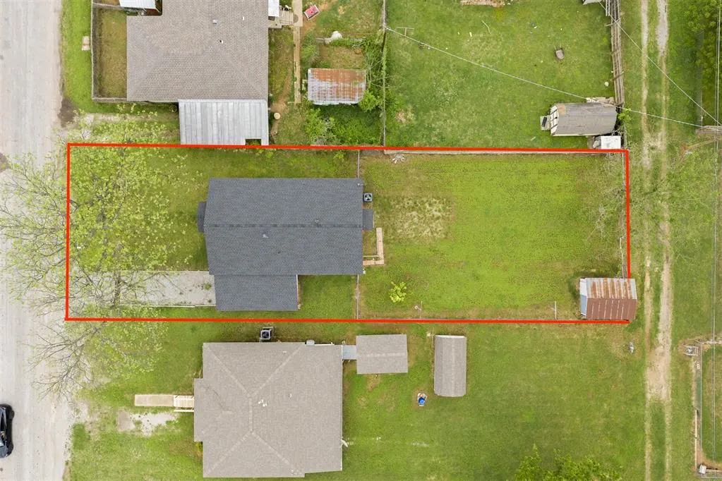 Photo 21 — 214 S Locust Street, Pauls Valley, OK 73075