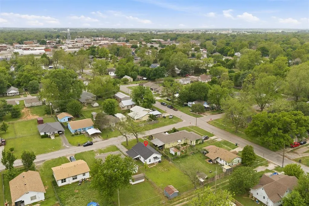 Photo 24 — 214 S Locust Street, Pauls Valley, OK 73075