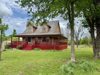 Sold home at 812 Valliant Bypass Road