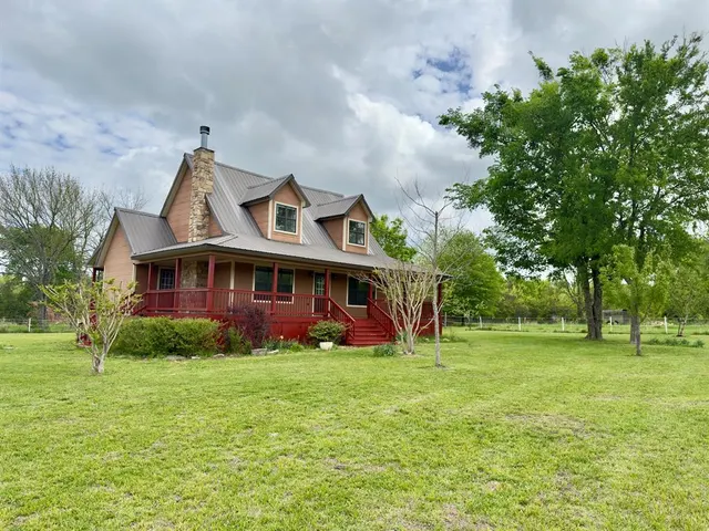 Photo 2 — 812 Valliant Bypass Road, Valliant, OK 74764