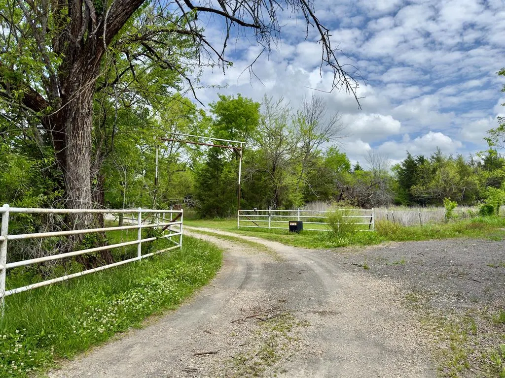 Photo 29 — 812 Valliant Bypass Road, Valliant, OK 74764