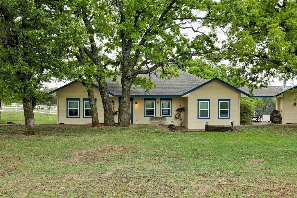 Photo 2 — 2013 County Road 1420, Alex, OK 73002