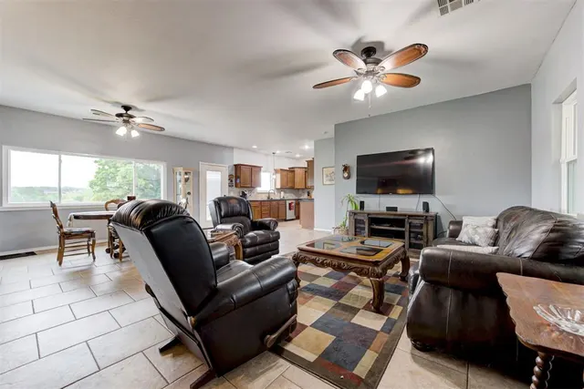 Photo 5 — 2013 County Road 1420, Alex, OK 73002