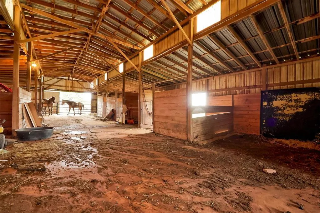 Photo 34 — 2013 County Road 1420, Alex, OK 73002