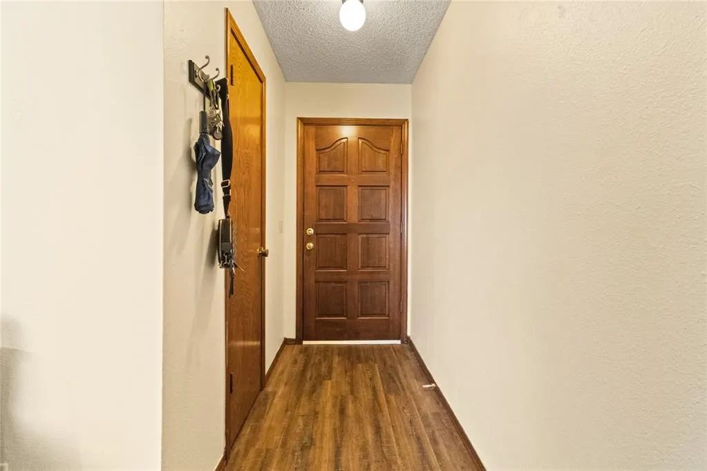 Photo 4 — 2113 Lynn Lane, Weatherford, OK 73096