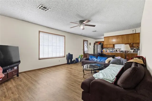 Photo 8 — 2113 Lynn Lane, Weatherford, OK 73096