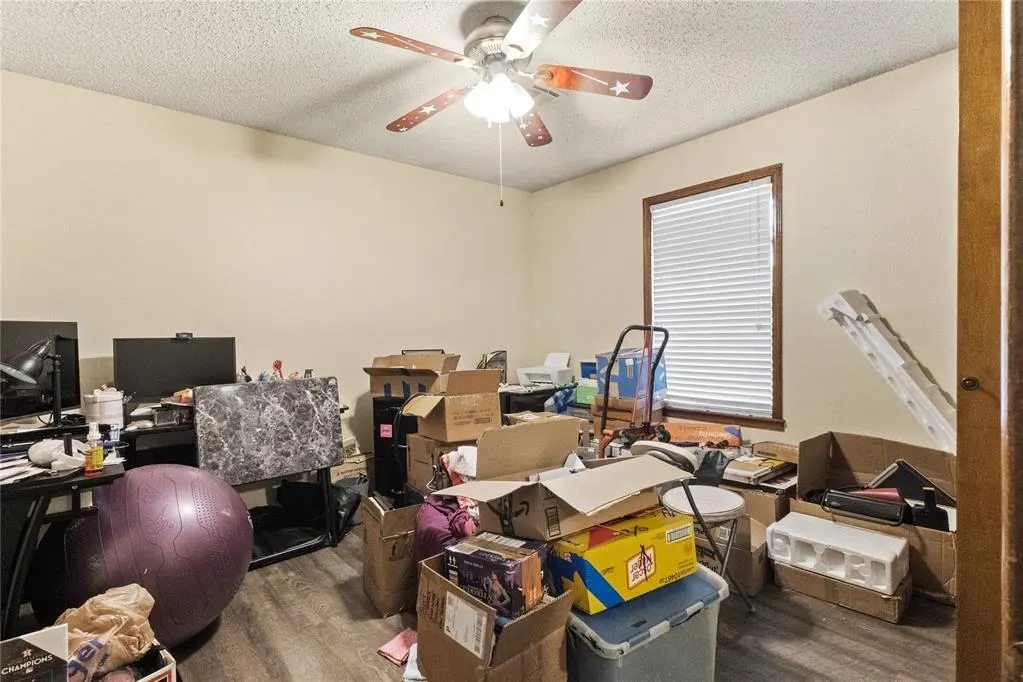 Photo 10 — 2113 Lynn Lane, Weatherford, OK 73096