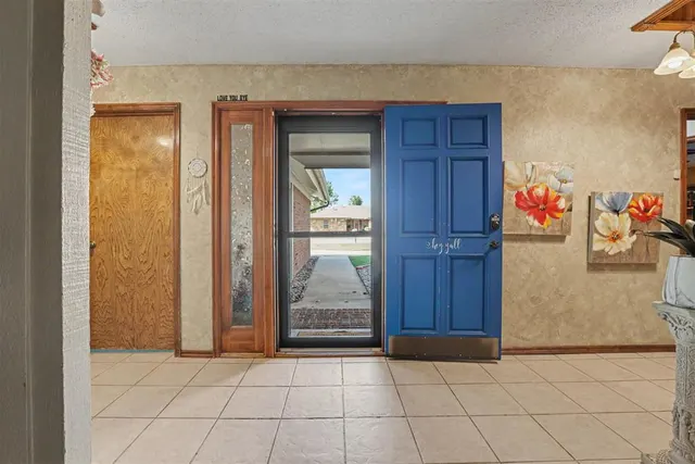 Photo 3 — 744 SW 101st Street, Oklahoma City, OK 73139