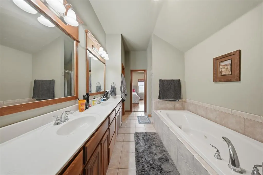 Photo 27 — 2112 SE 9th Street, Moore, OK 73160