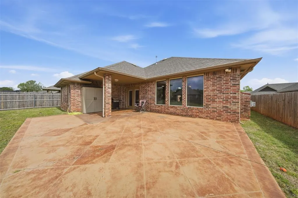Photo 32 — 2112 SE 9th Street, Moore, OK 73160