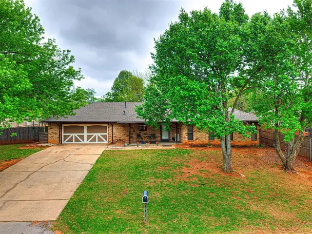 Front exterior — 604 S Van Buren Avenue, Blanchard, OK 73010