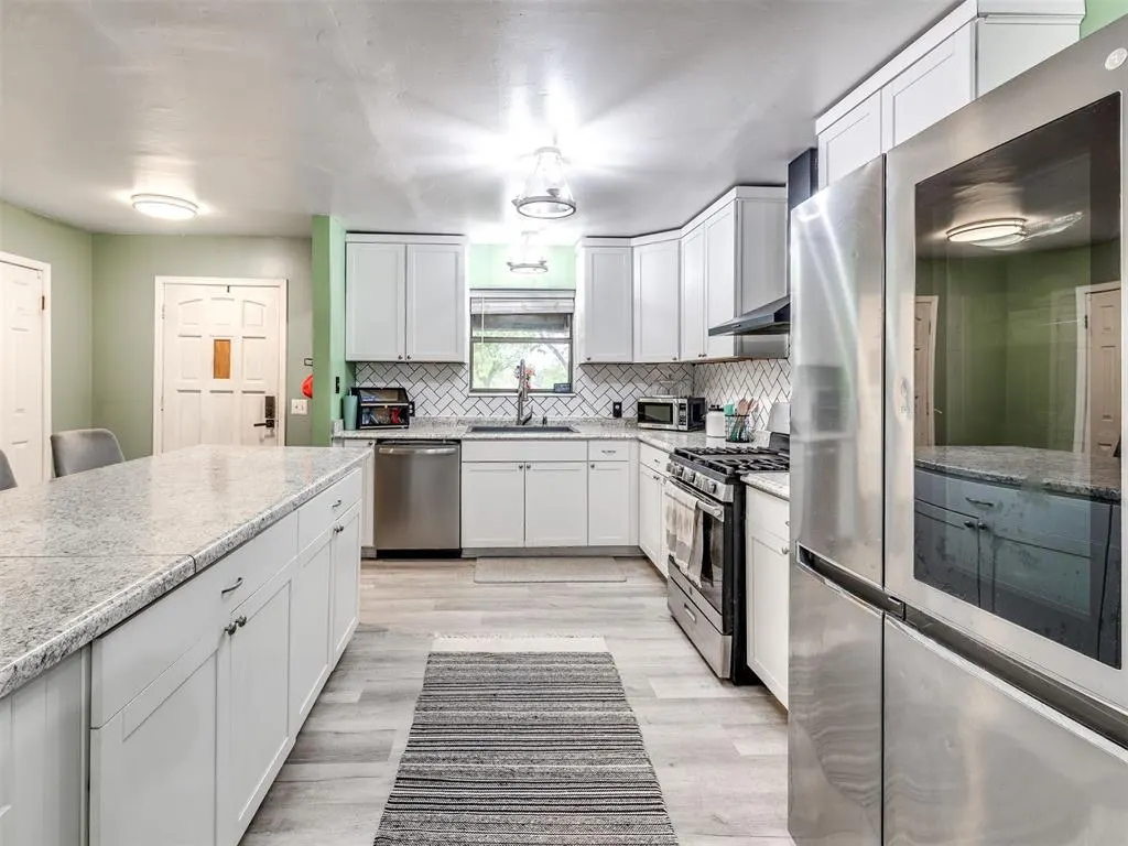 Photo 10 — 604 S Van Buren Avenue, Blanchard, OK 73010