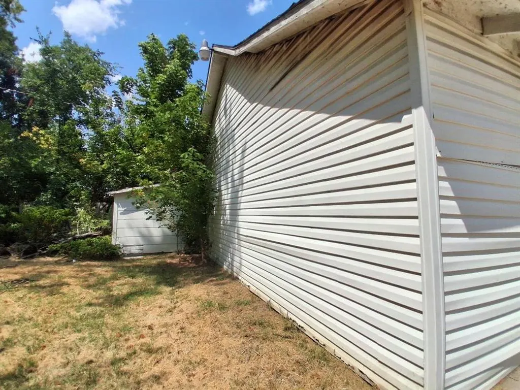 Photo 16 — 202 S Center Avenue, Shawnee, OK 74801
