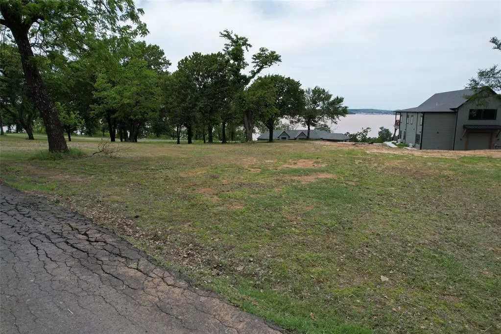 Photo 3 — 194 Patriot Pointe, Eufaula, OK 74432