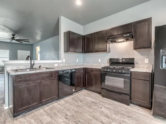 Photo 8 — 7617 Leichter Avenue, Oklahoma City, OK 73132