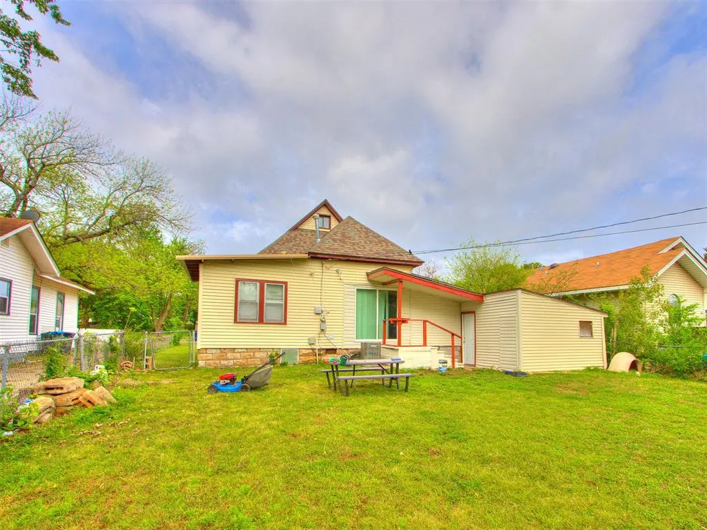 Photo 37 — 909 N McKinley Avenue, Shawnee, OK 74801