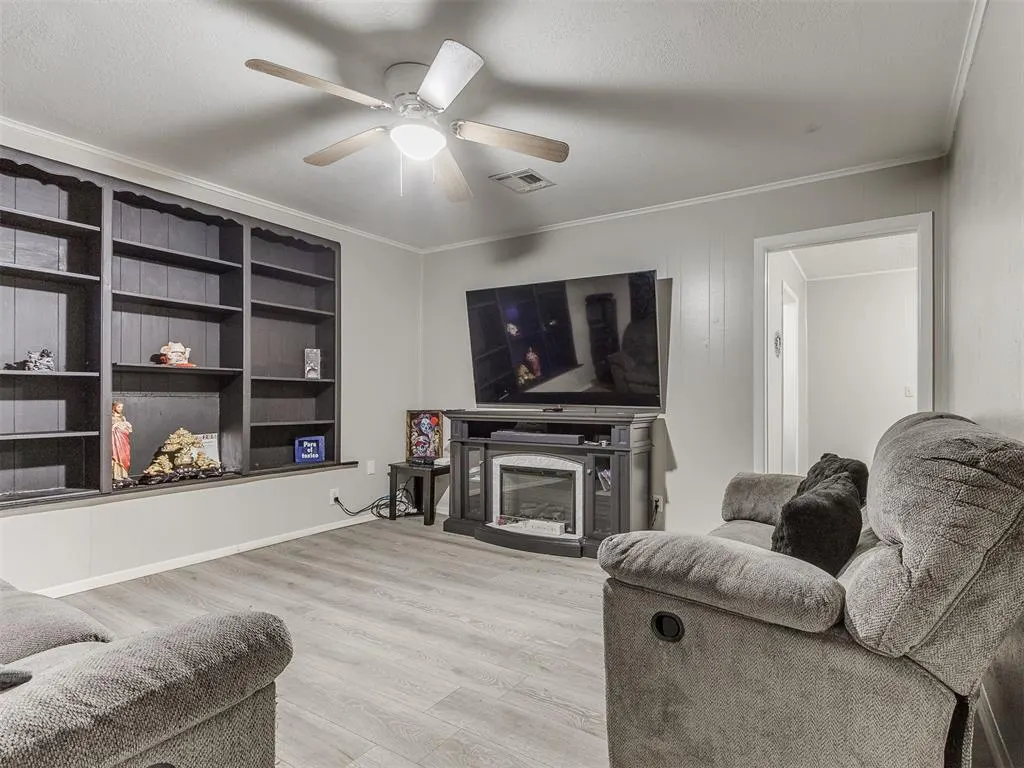 Photo 8 — 909 N McKinley Avenue, Shawnee, OK 74801